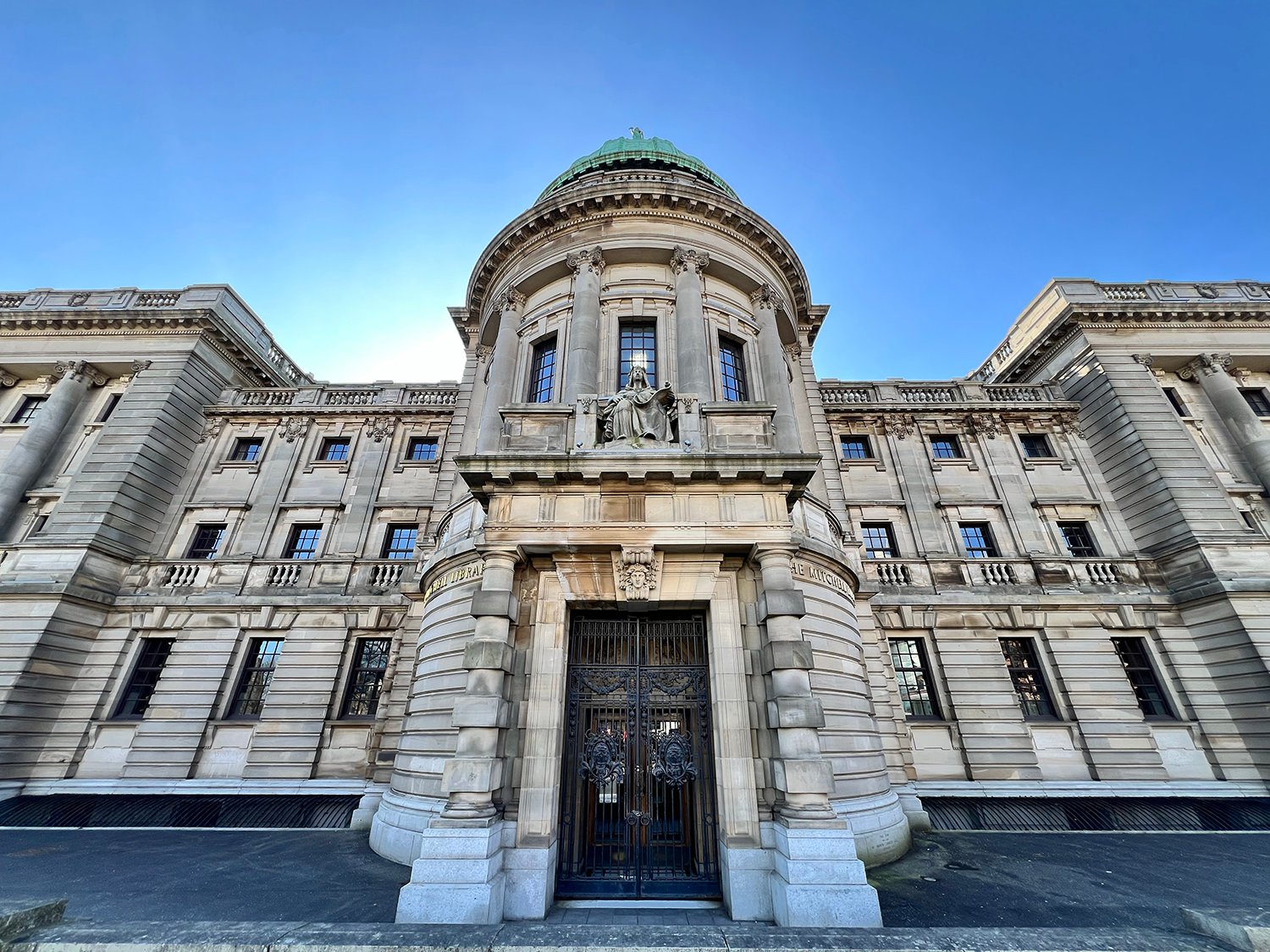 the North Street view of the Mitchell Library